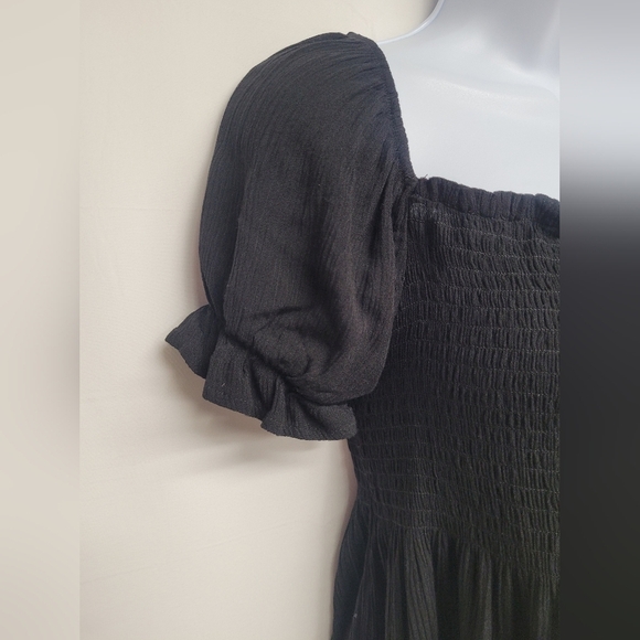 Ambiance M Black Elastic Smocked Baby Doll Top Elastic Neck & Sleeve Ends - Picture 2 of 5